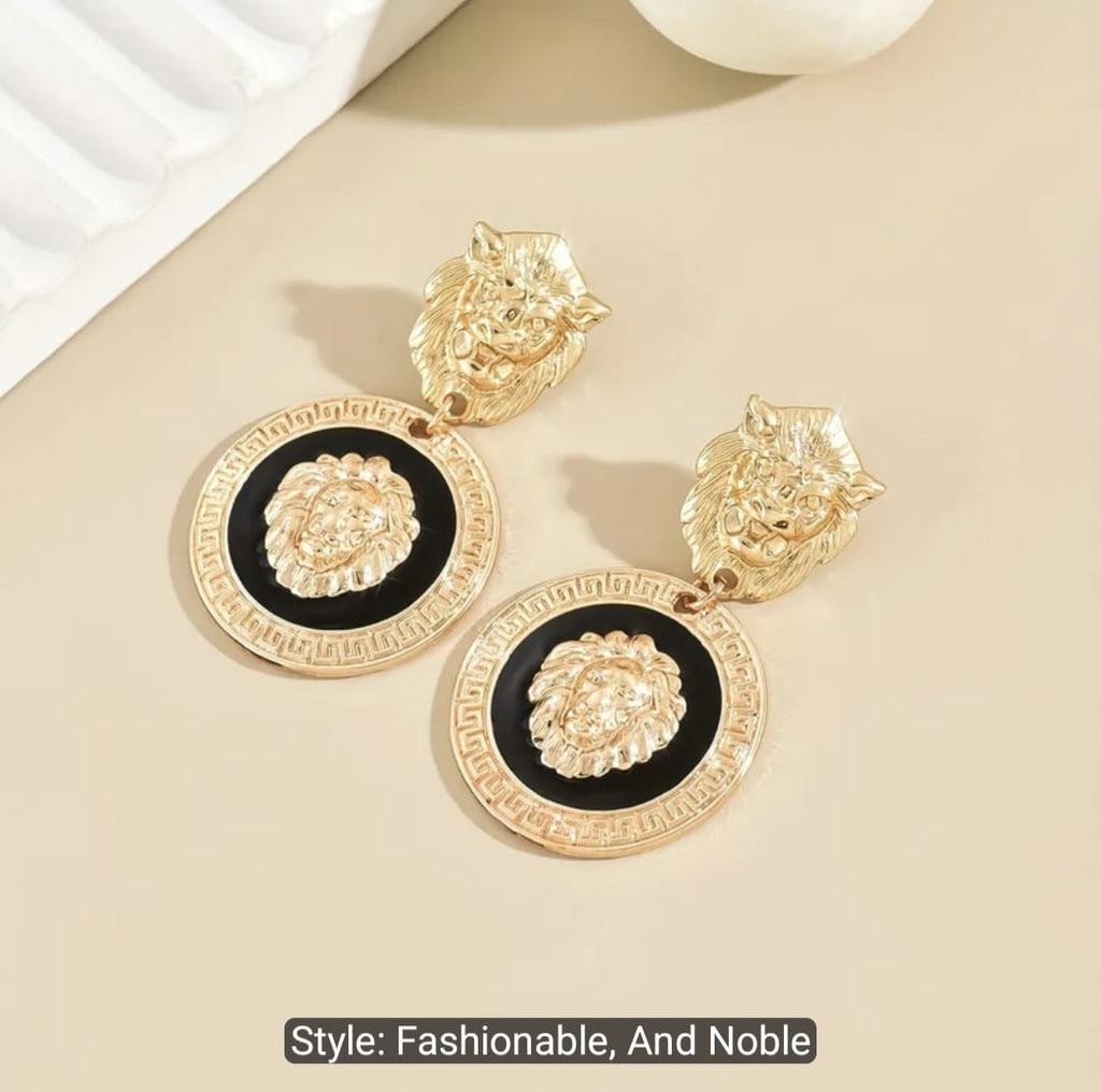 Women’s Lion Head Pendant Necklace Set with Earrings