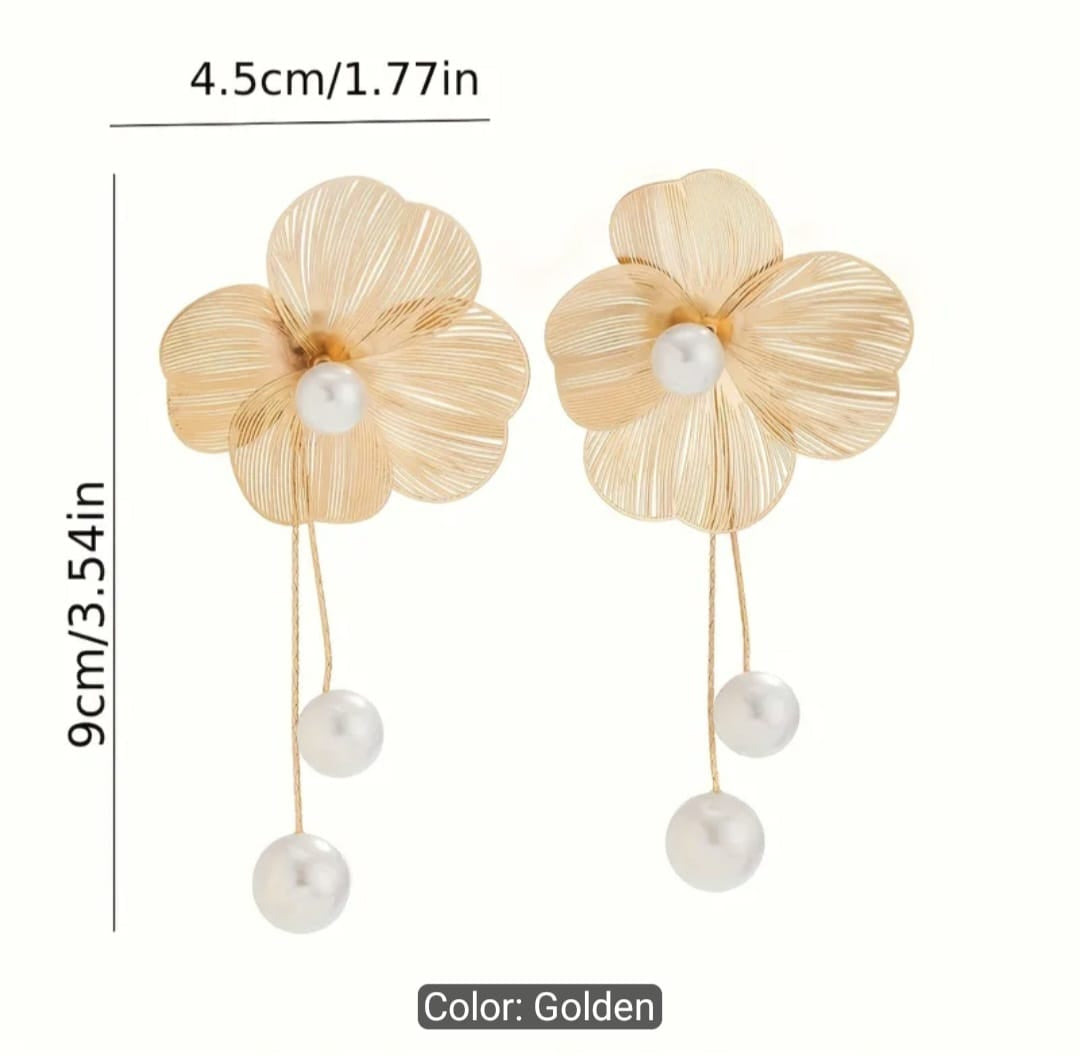 3D Ginkgo Leaf Stud Earrings with Tassel